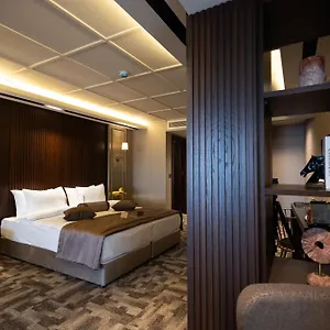 4* Отель Tonight Port